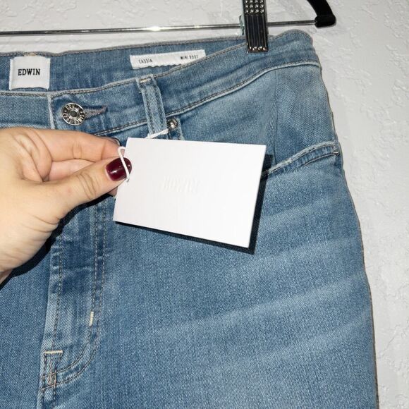 NWT Edwin Journey Wash Blue Cassia Mini‎ Boot Cropped Jeans Size 31 - Picture 4 of 9